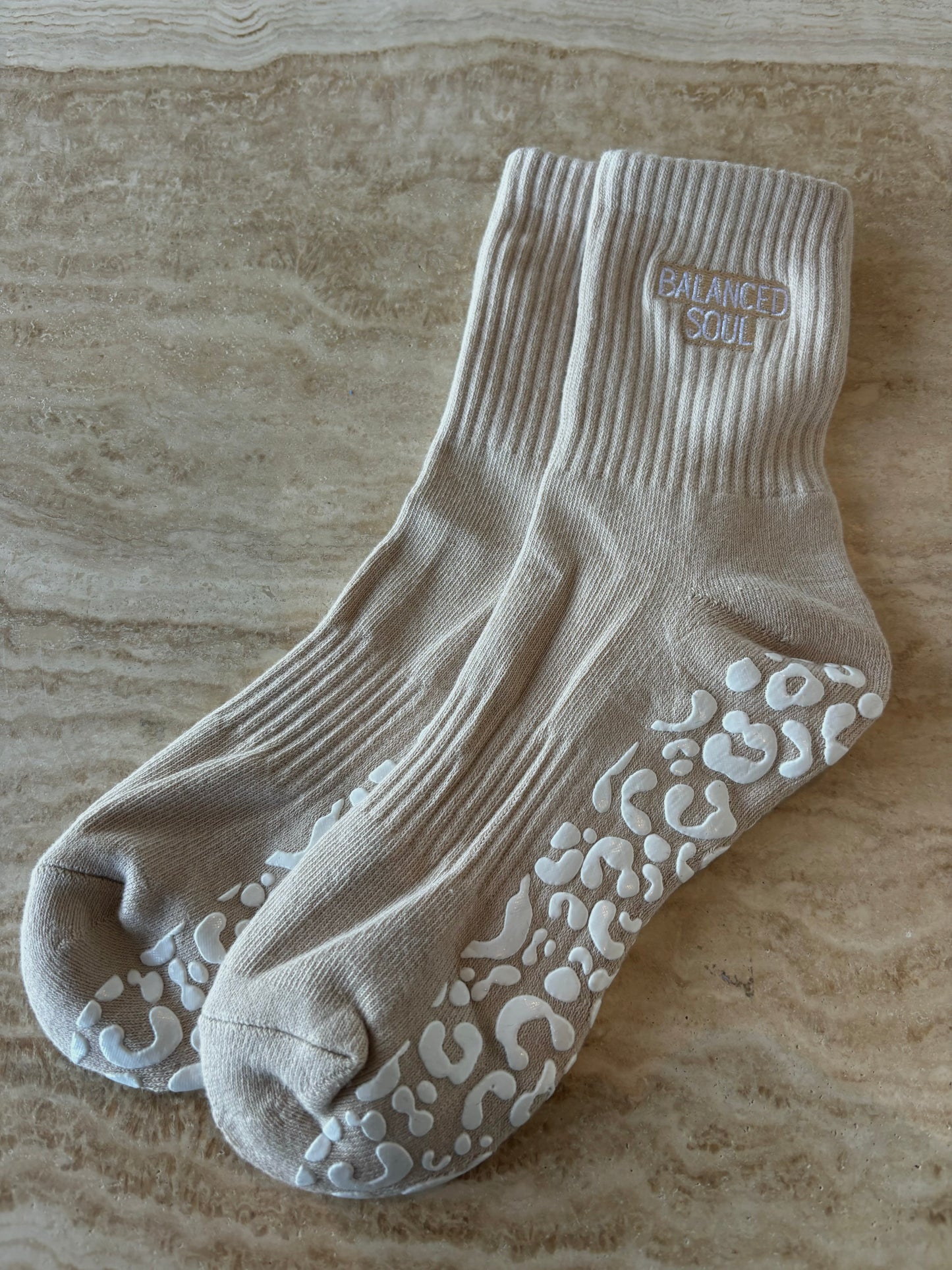 EMBROIDERED LOGO - BEIGE CREW SOCK - WHITE LEOPARD GRIP
