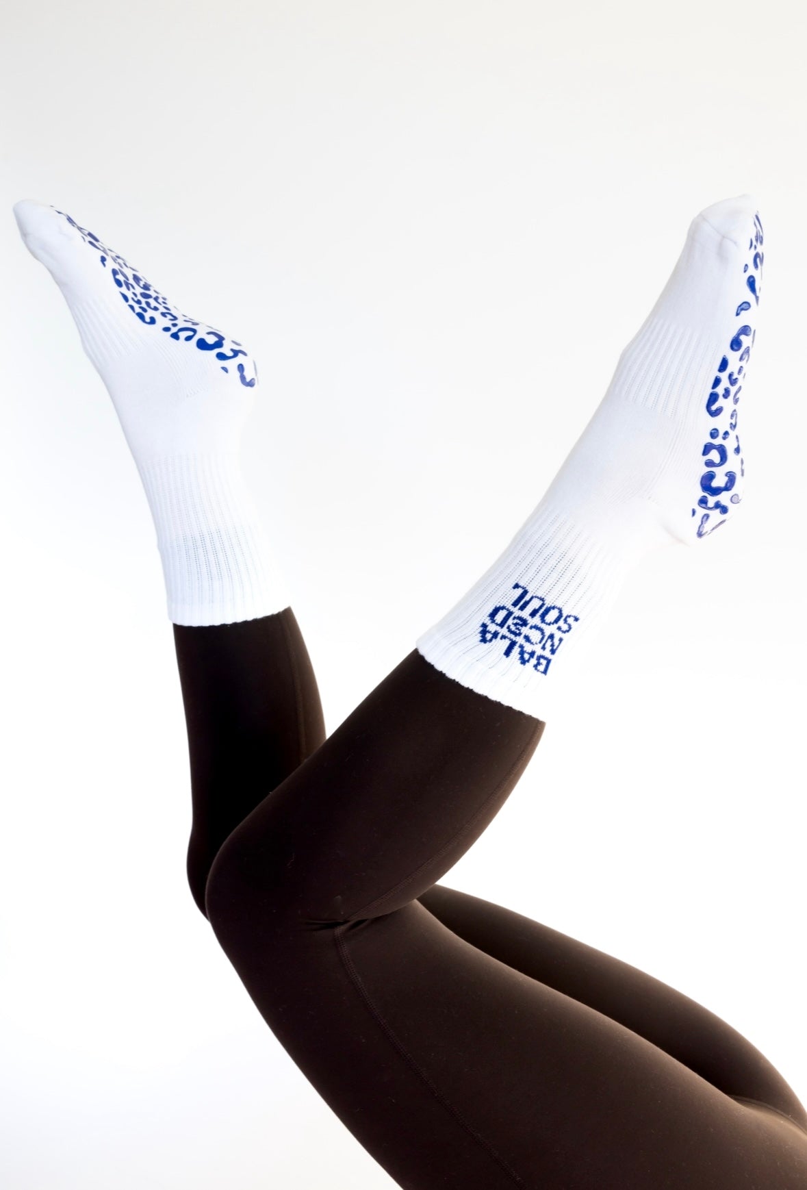 BLUE LEOPARD - WHITE CREW