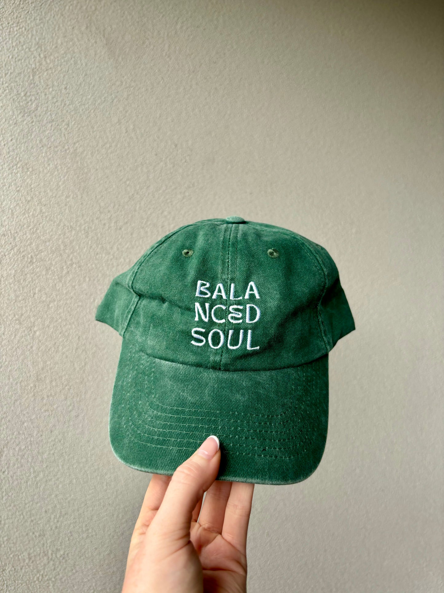 BALANCED SOUL VINTAGE GREEN CAP