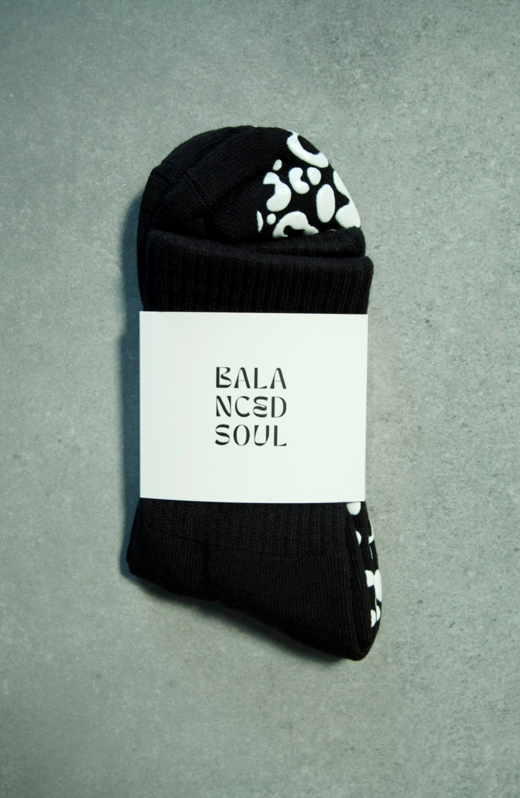 BLACK CREW SOCK - WHITE LEOPARD GRIP