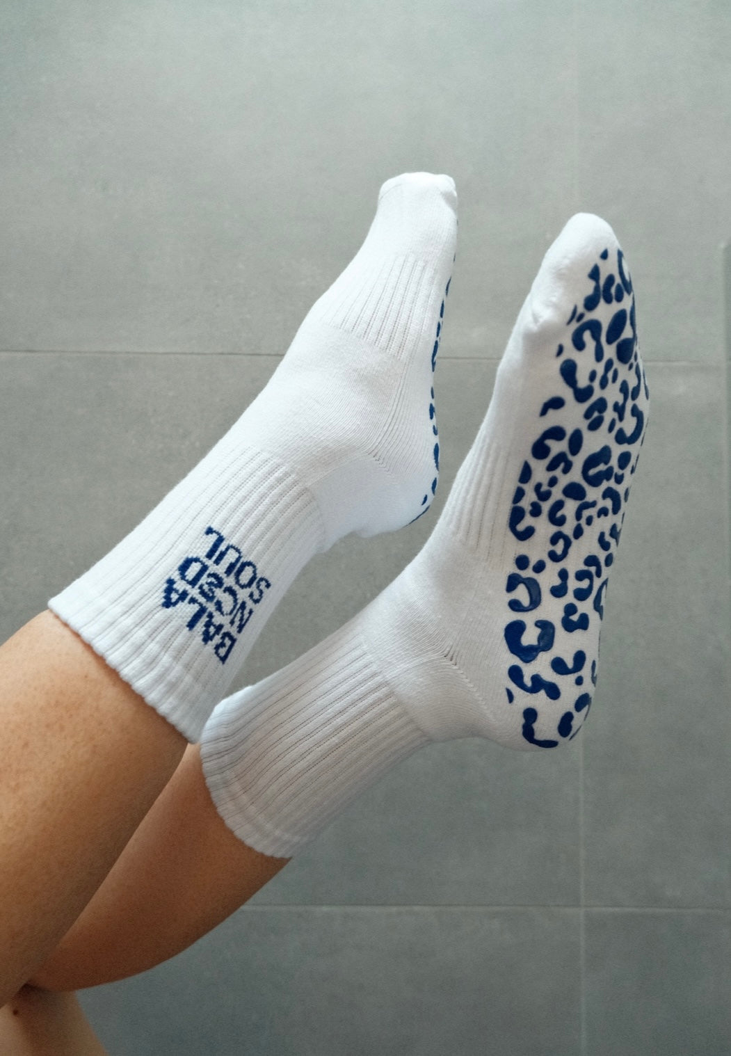BLUE LEOPARD - WHITE CREW