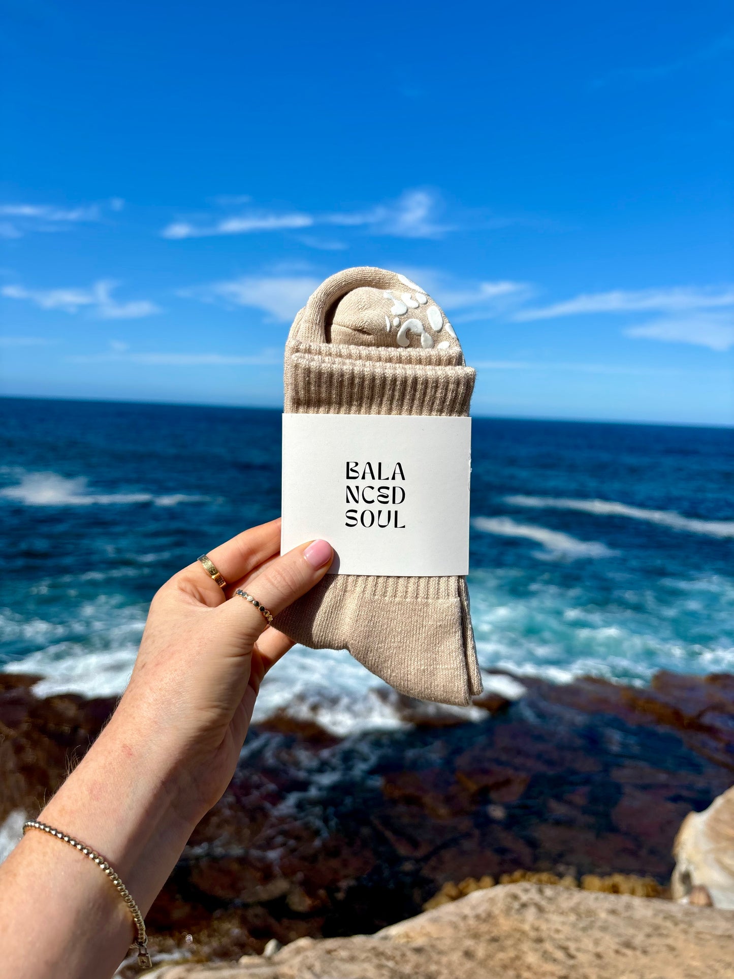 BEIGE CREW SOCK W/ WHITE LEOPARD - Pilates socks