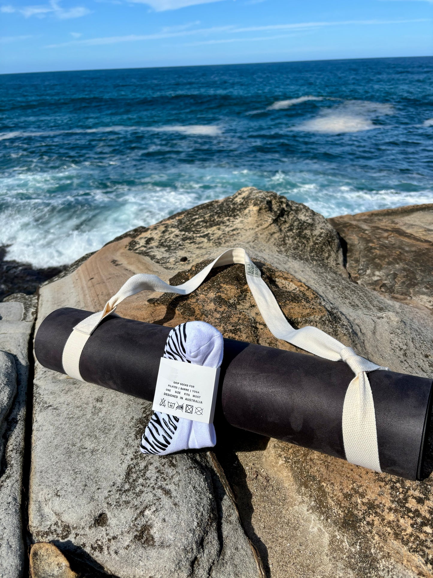 WHITE CREW SOCK W/ BLACK ZEBRA - Pilates socks