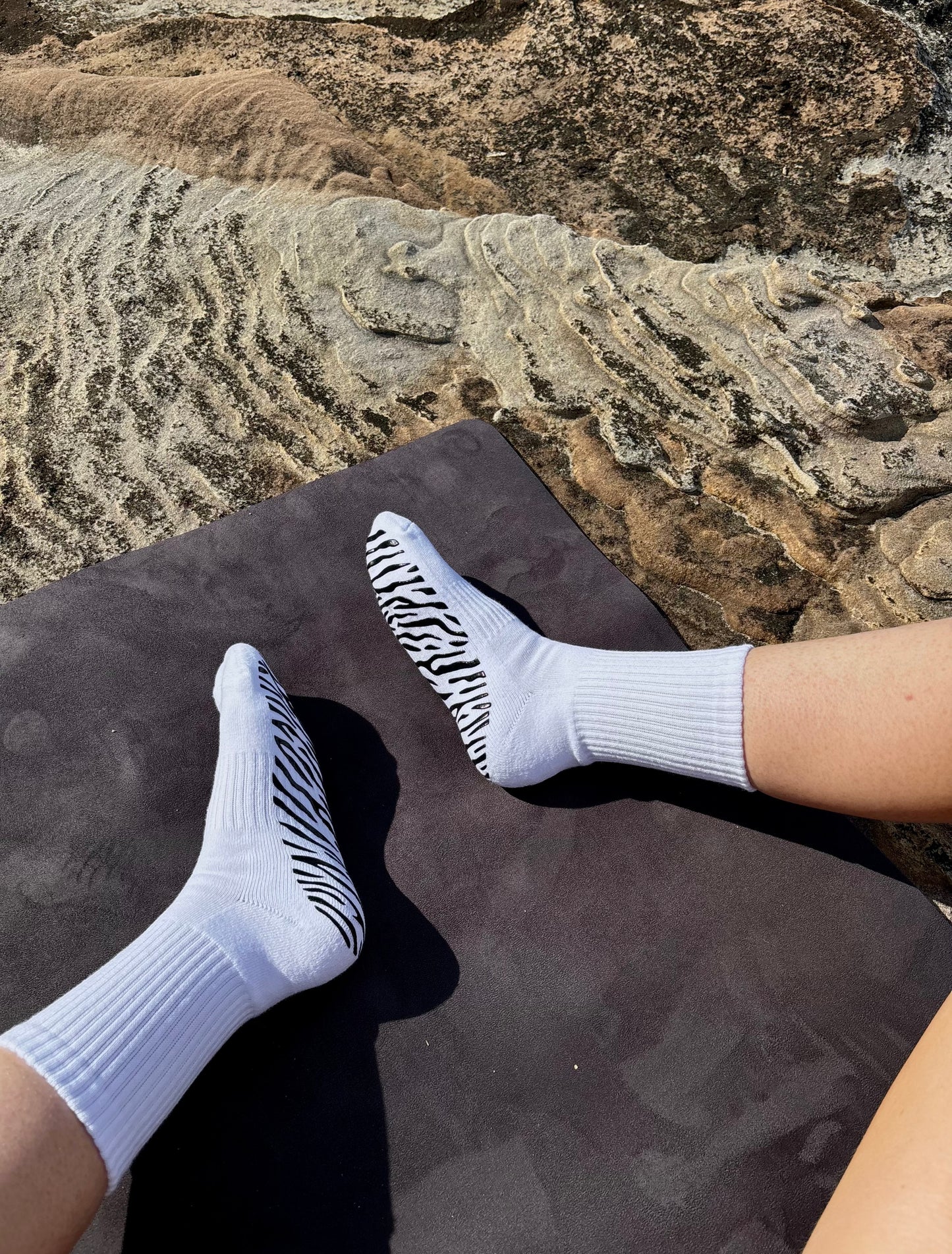 WHITE CREW SOCK W/ BLACK ZEBRA - Pilates socks