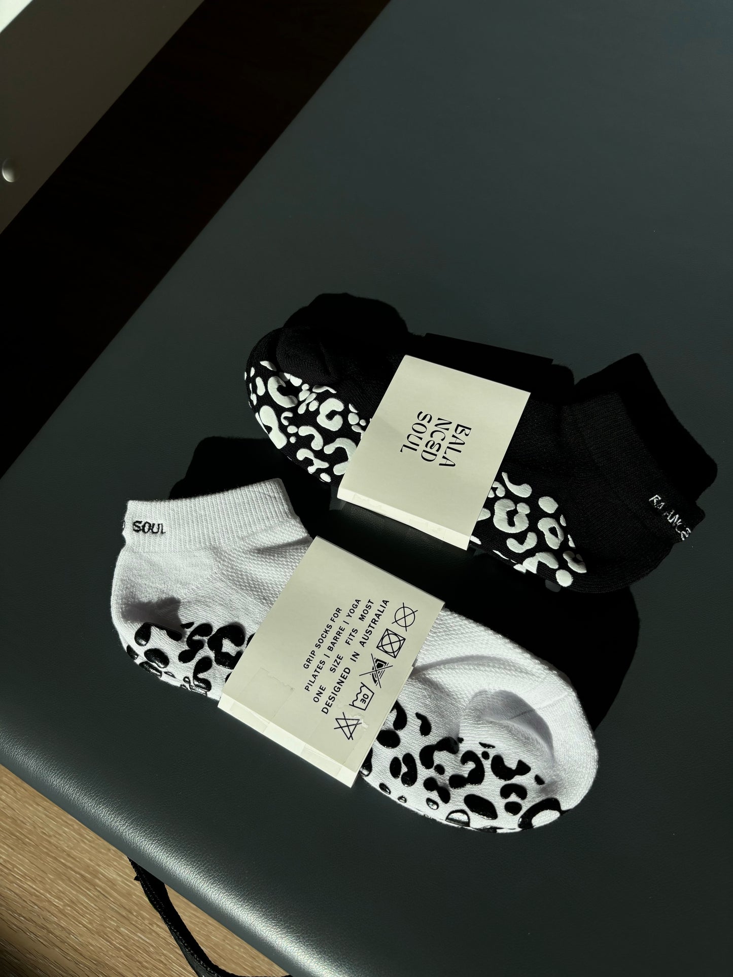 GRIP ANKLE SOCK LEOPARD PRINT BUNDLE
