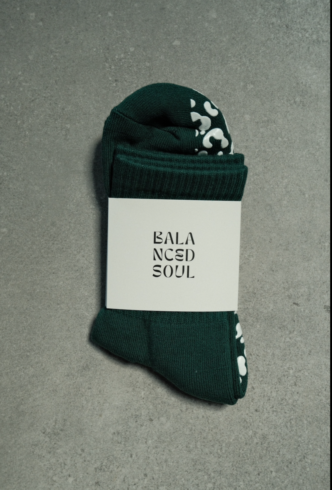 GREEN CREW SOCK W/ WHITE LEOPARD GRIP