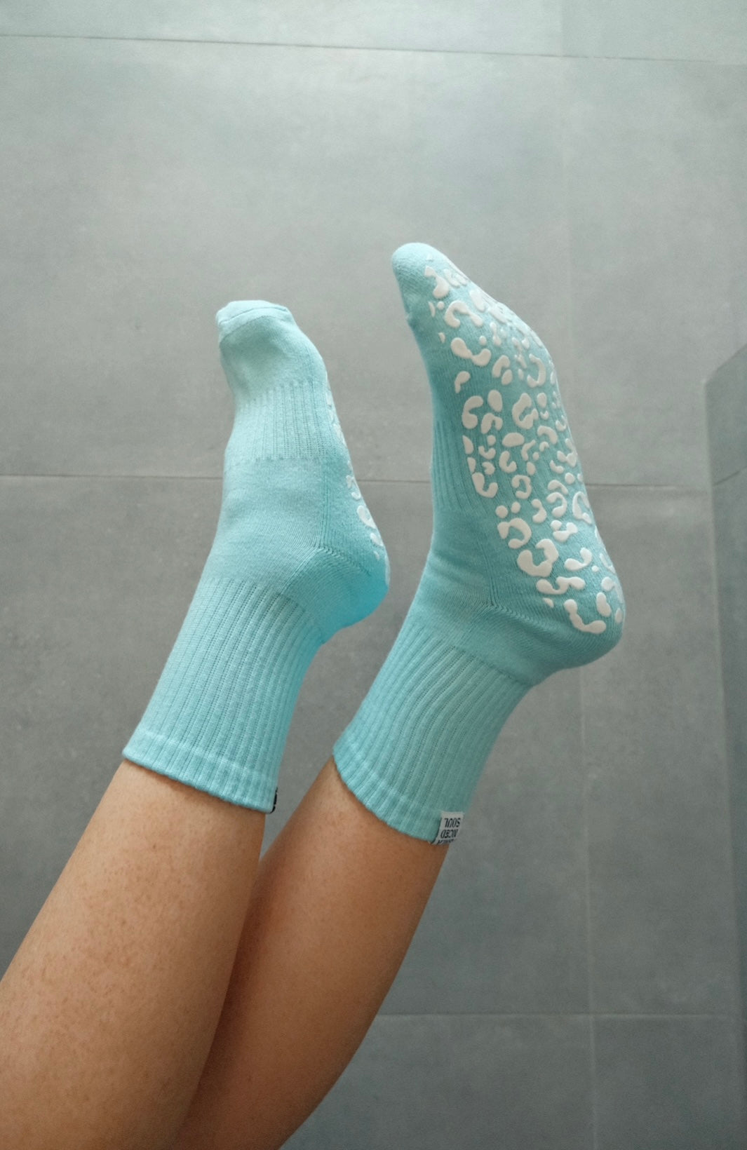 BLUE CREW SOCK - WHITE LEOPARD GRIP