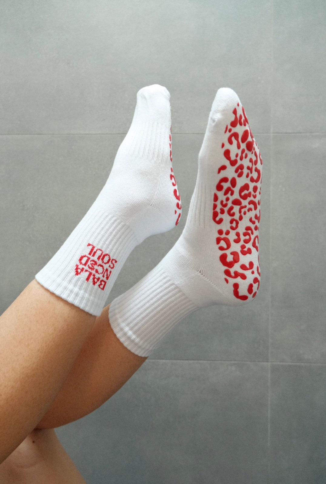 RED LEOPARD - WHITE CREW