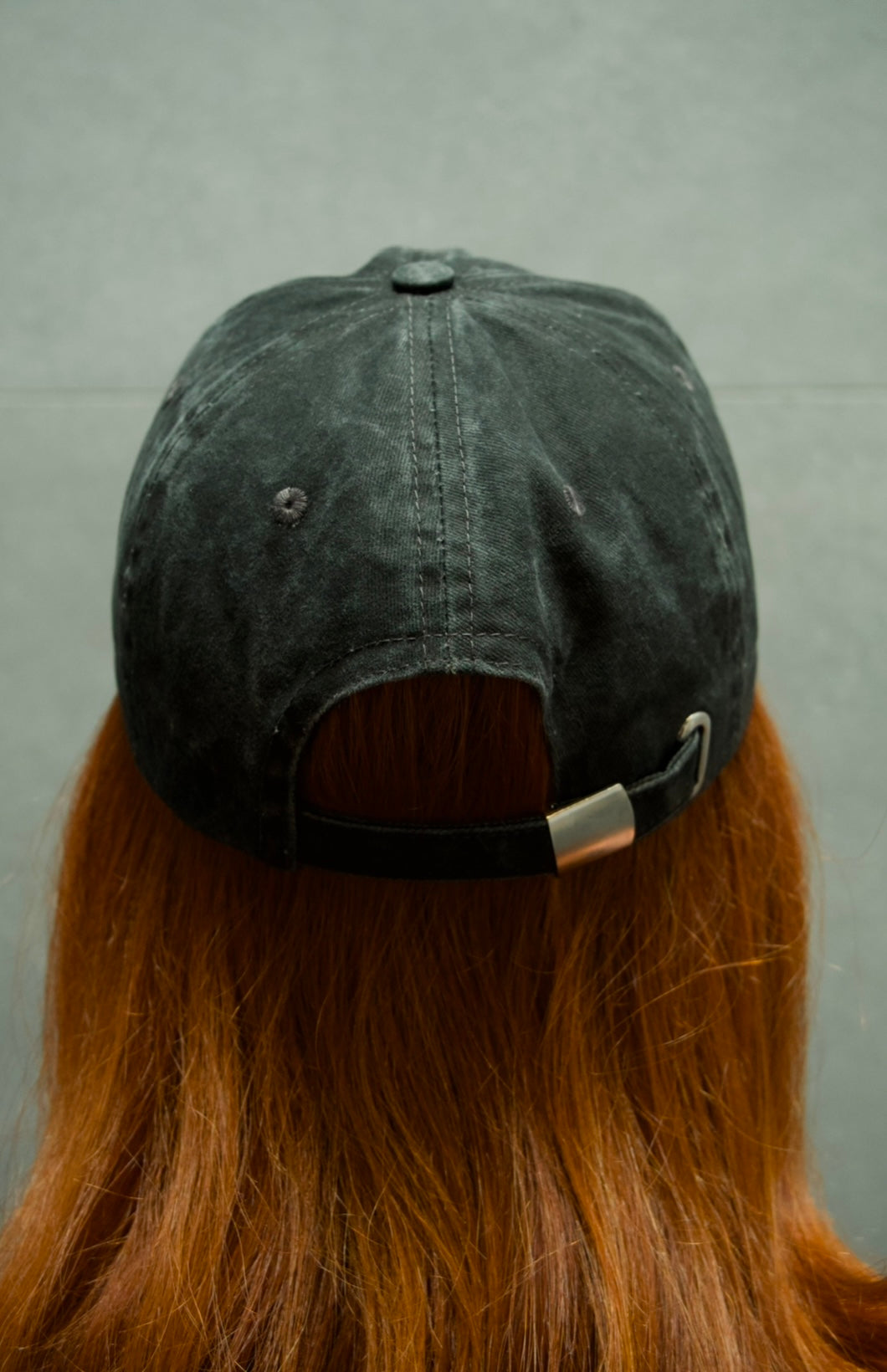 VINTAGE BLACK CAP