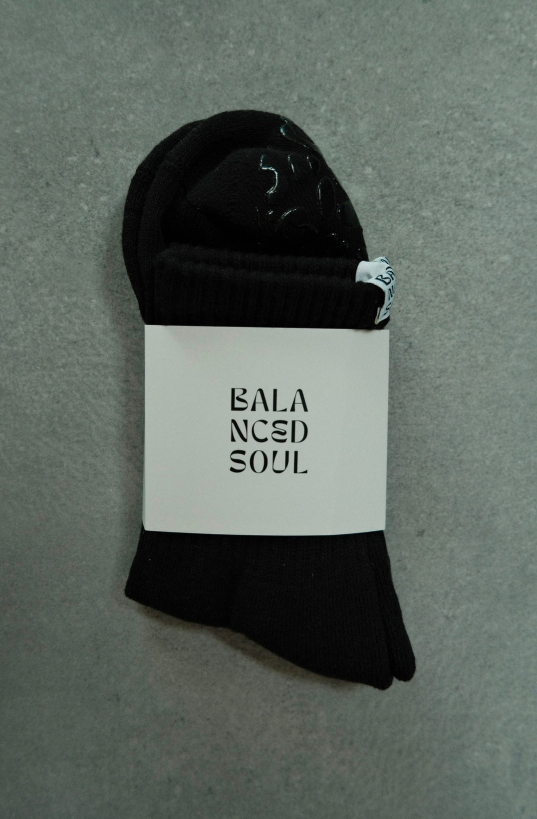 BLACK CREW SOCK - BLACK LEOPARD GRIP